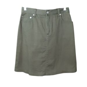 Levi's Classic Olive A-Line Skirt.Size 8. Excellent Condition. Red Tab  Model
